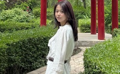 班长没带罩子让捏了一节课视频